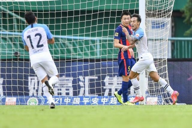 星空体育官方入口-【中超】蒂亚戈传射朱建荣2球 广州城4比2青岛止颓