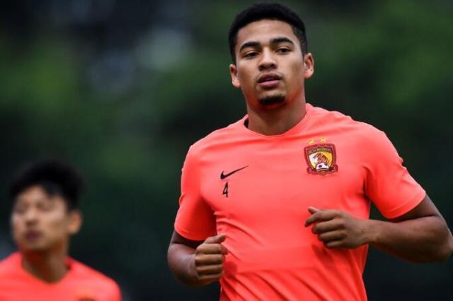 星空体育官方入口-【问答】国足归化什么类型的球员更靠谱？